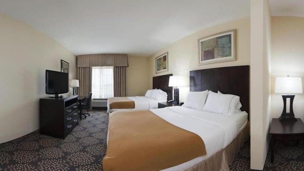 Holiday Inn Express Hotel And Suites Grand Island 10/53