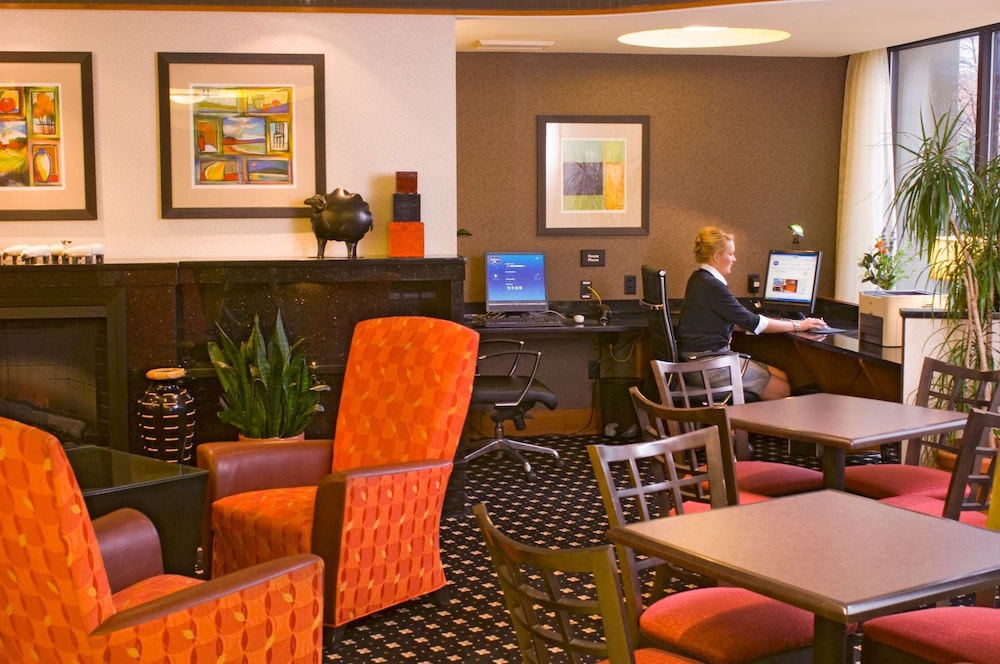 Hampton Inn Lancaster, PA 31/42