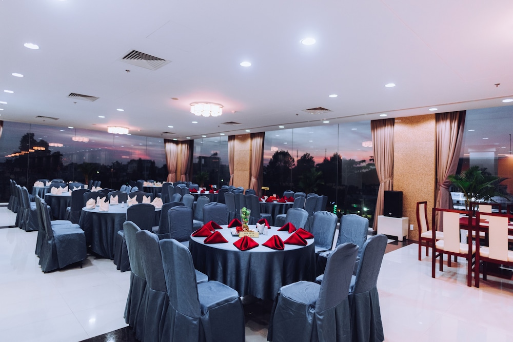 Sunrise Hotel Tay Ninh 40/50