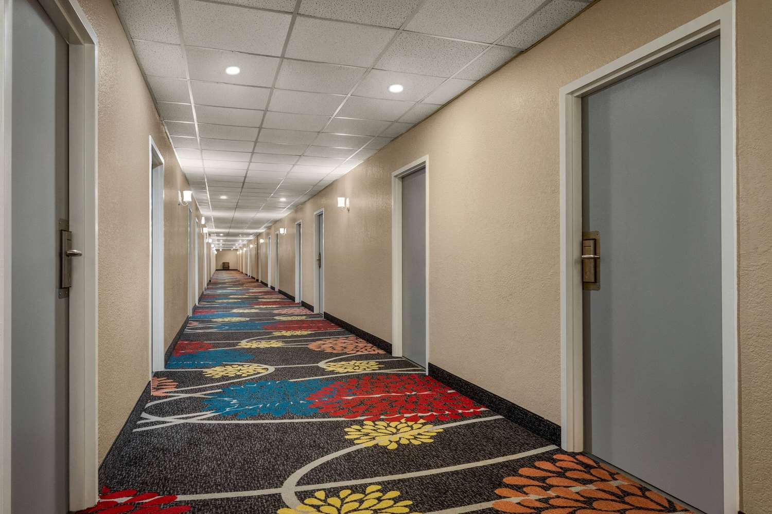 Super 8 By Wyndham Gainesville Tx 34/52