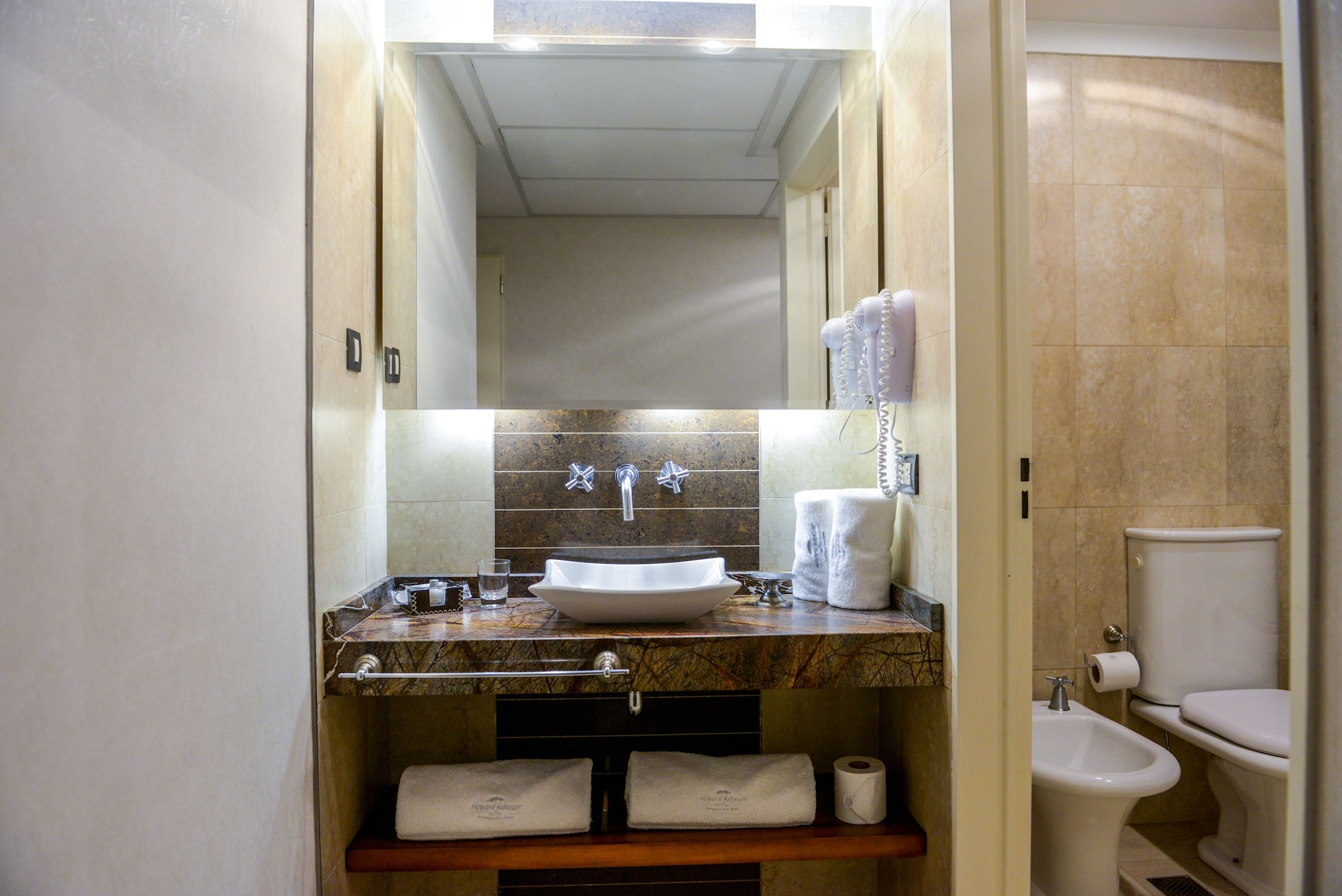 غرفة ديلوكس بسريرين مزدوجين بحوض جاكوزي، Blank Hotel Recoleta 6/8