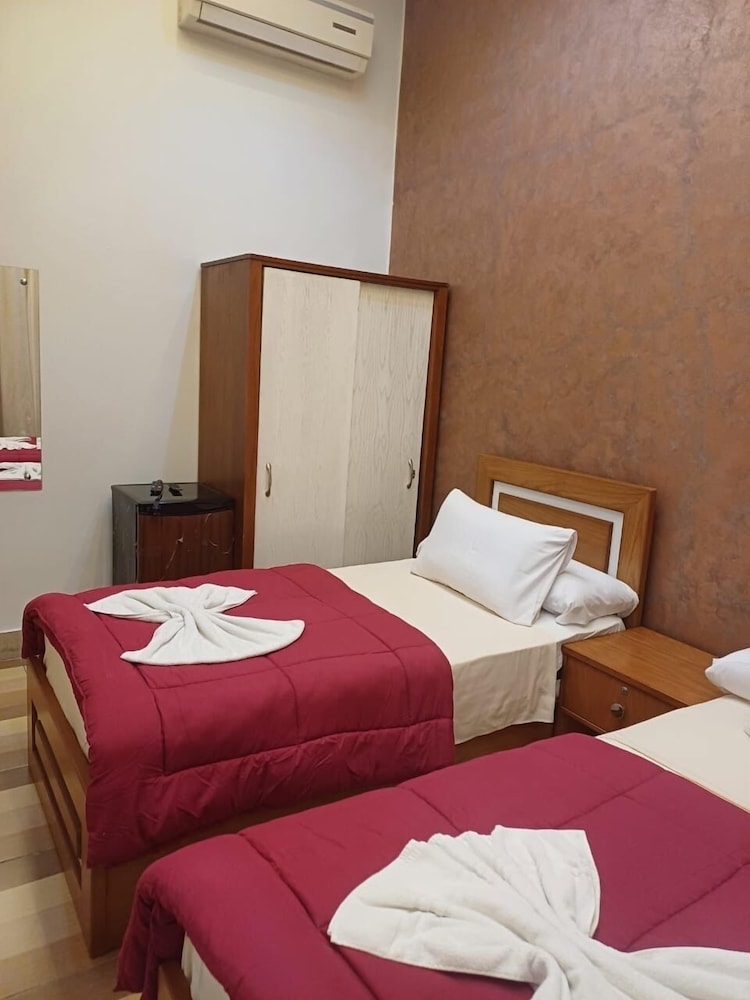 Meramees Hostel 24/69