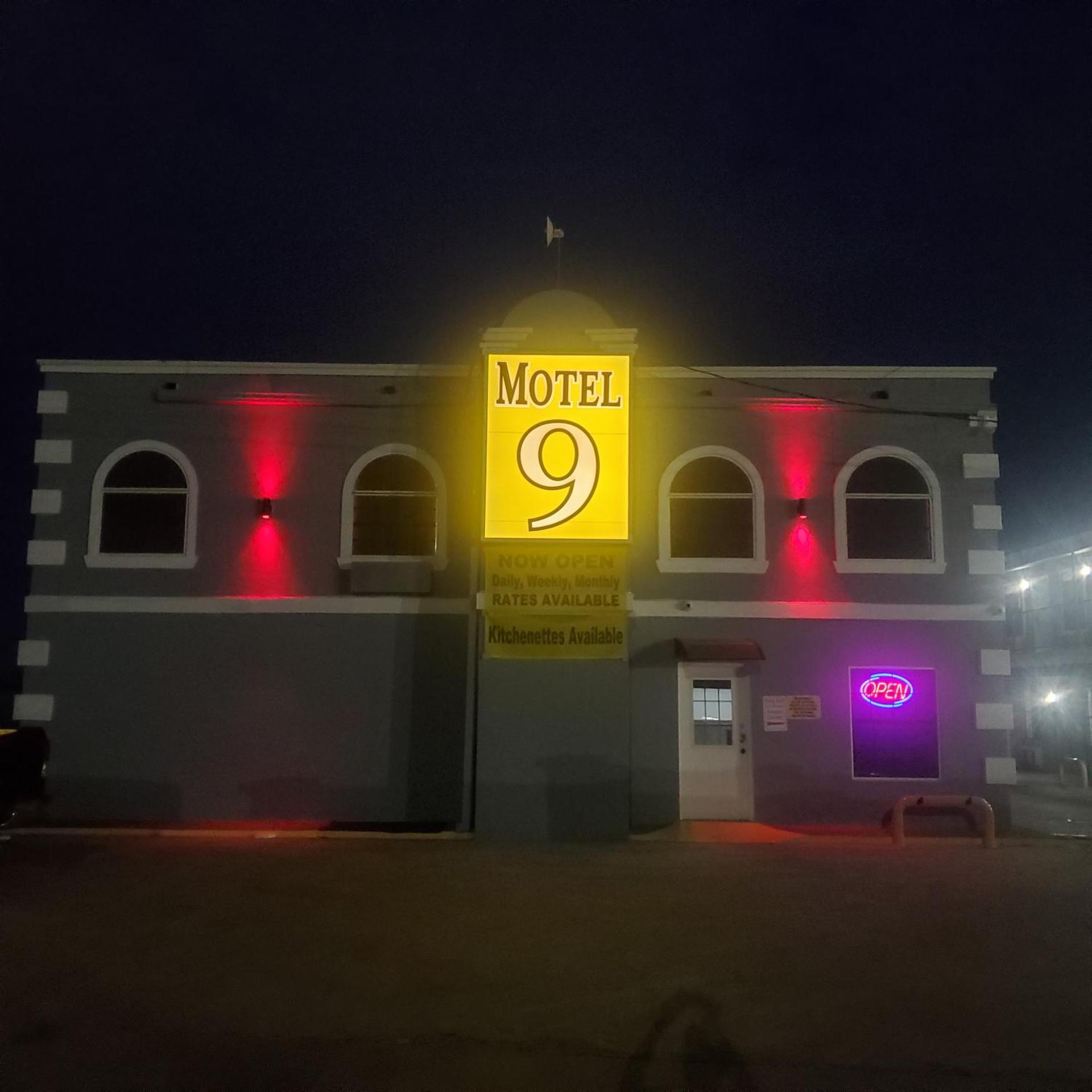 Motel 9 3/24