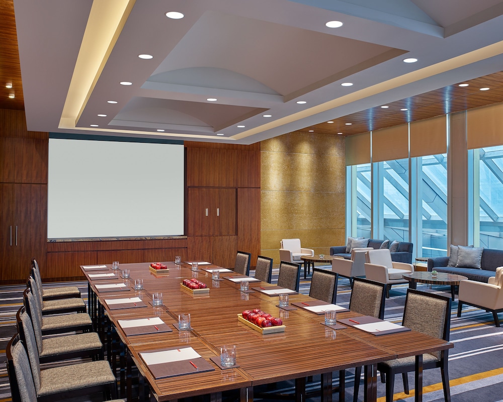 Grand Hyatt Manila 59/72