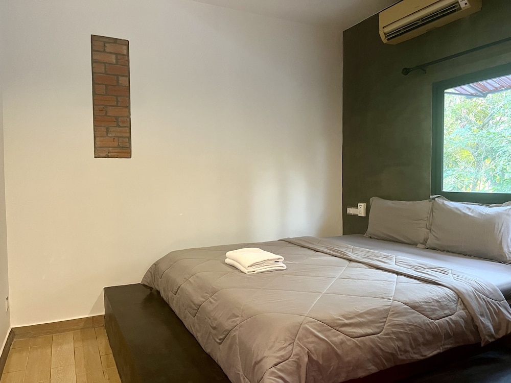 Prana Hotel 11/50