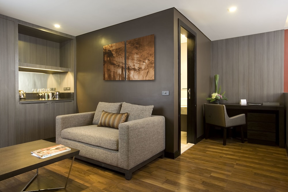 F1 Hotel Manila BGC 39/65