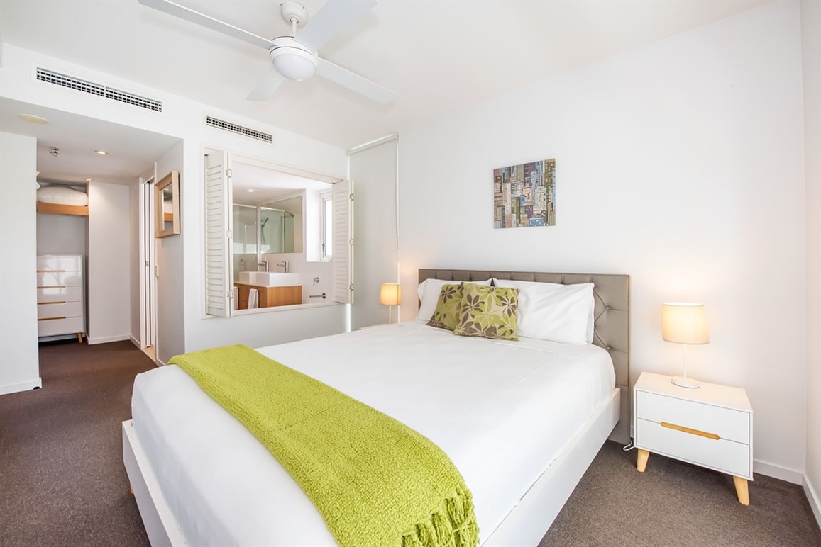 3 BEDROOMS, APARTMENT