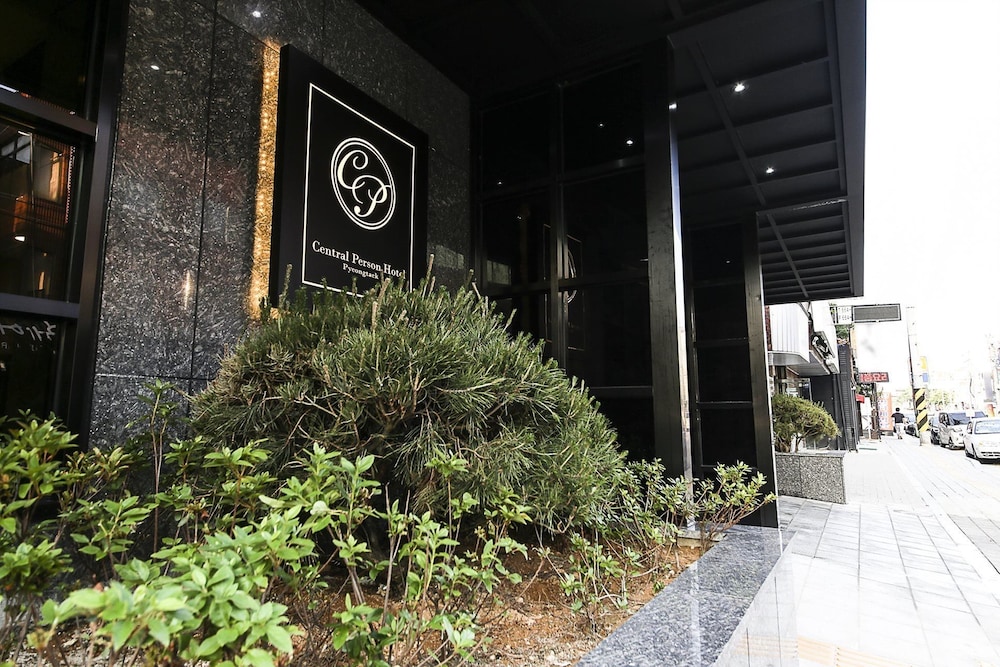 Central Person Hotel Pyeongtaek 1/33