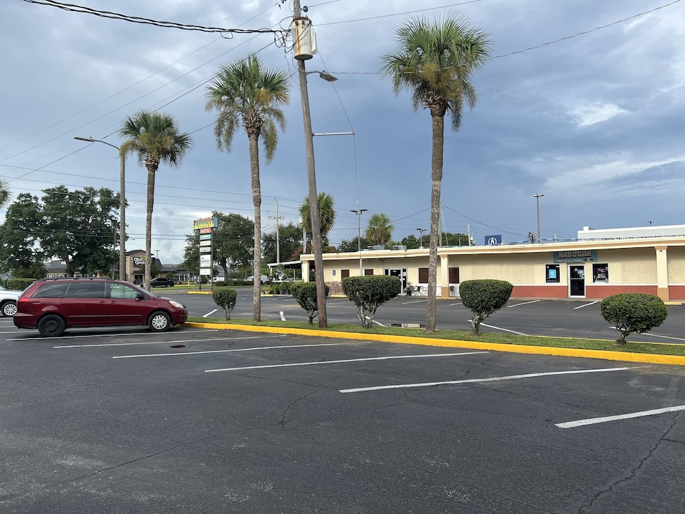 Hole Inn the Wall Hotel - Sunset Plaza - Fort Walton Beach 38/50