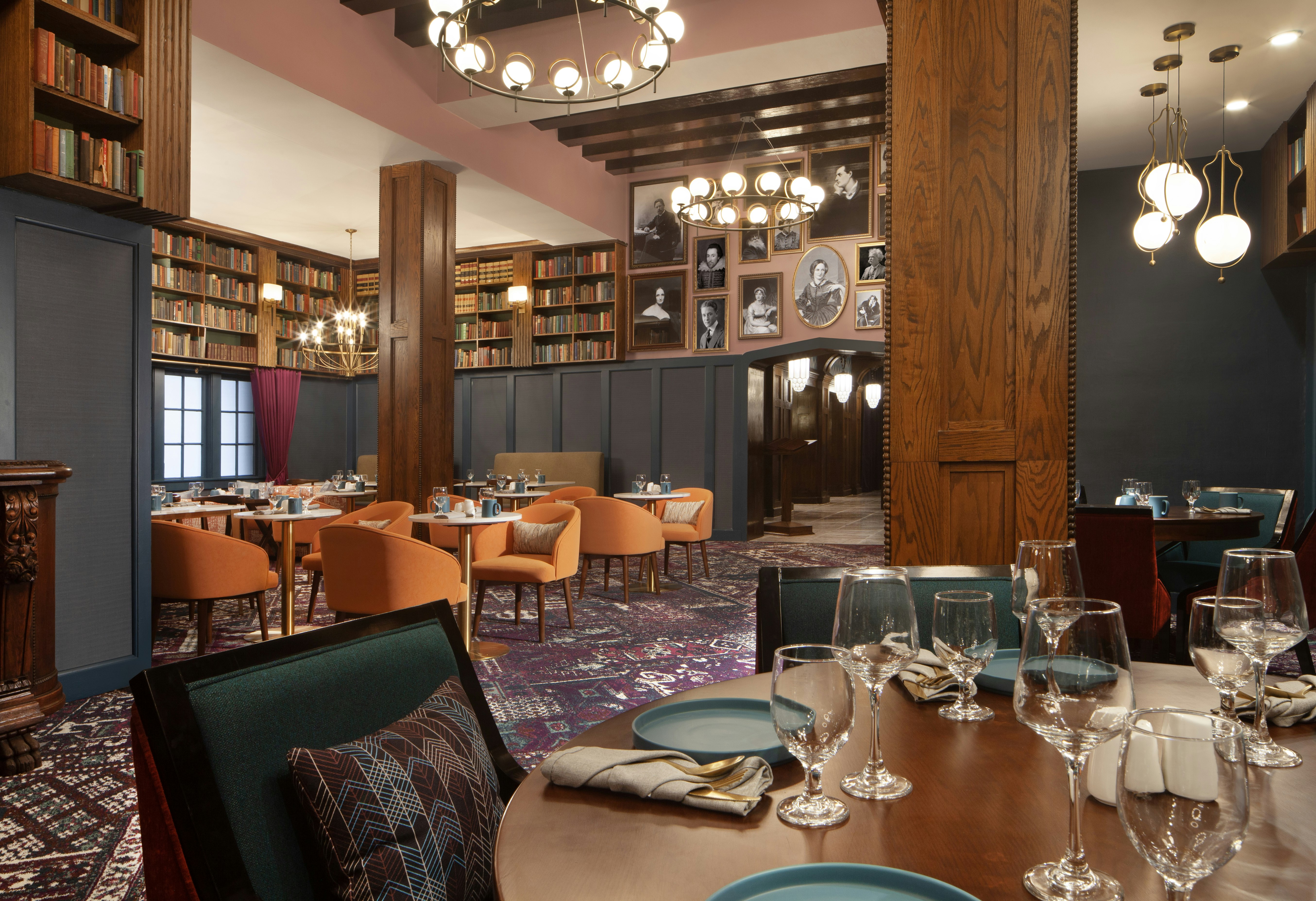Hotel Royer Urbana Champaign, Tapestry Collection by Hilton 28/38