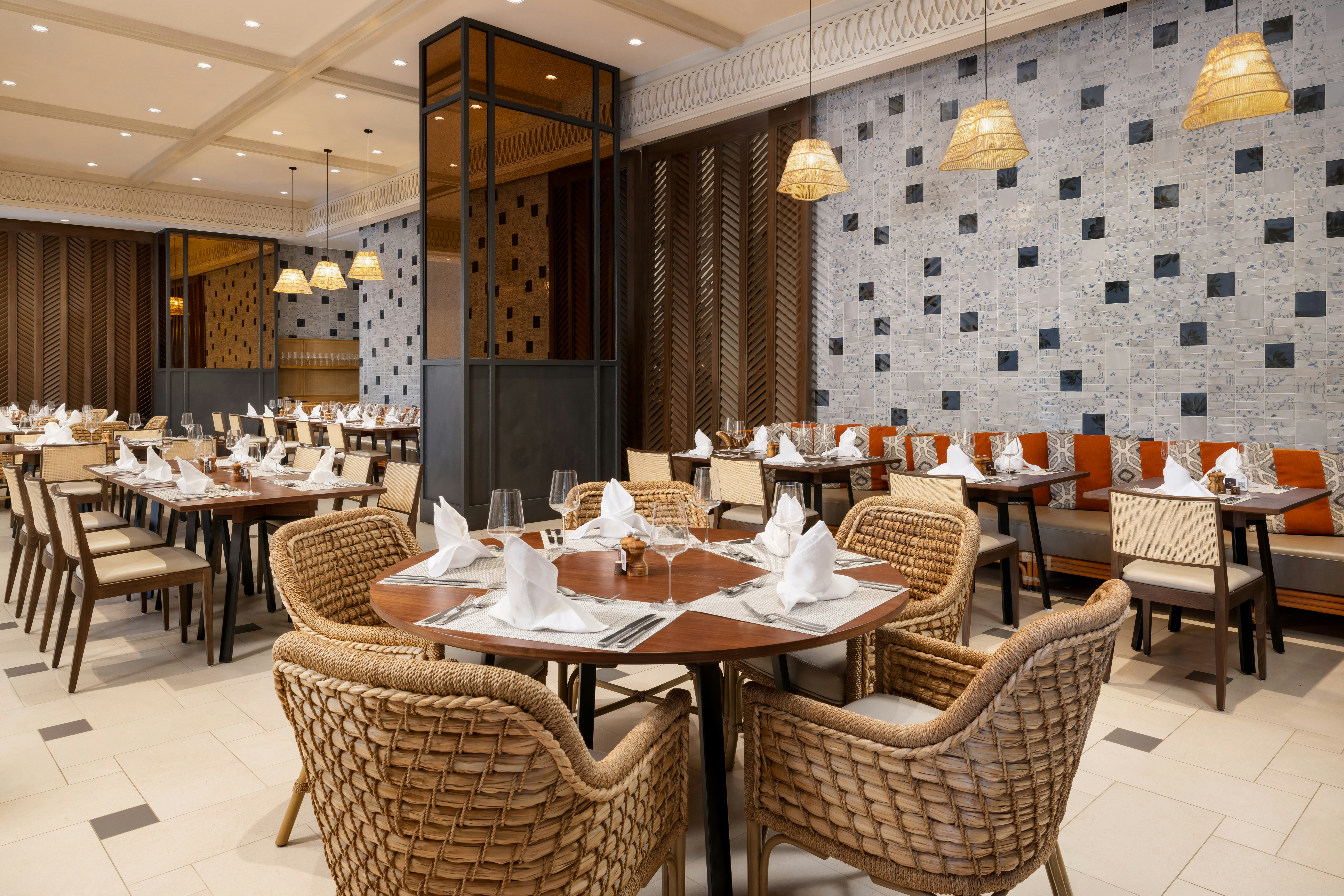 Hotel Santiago, Curio Collection by Hilton 36/59