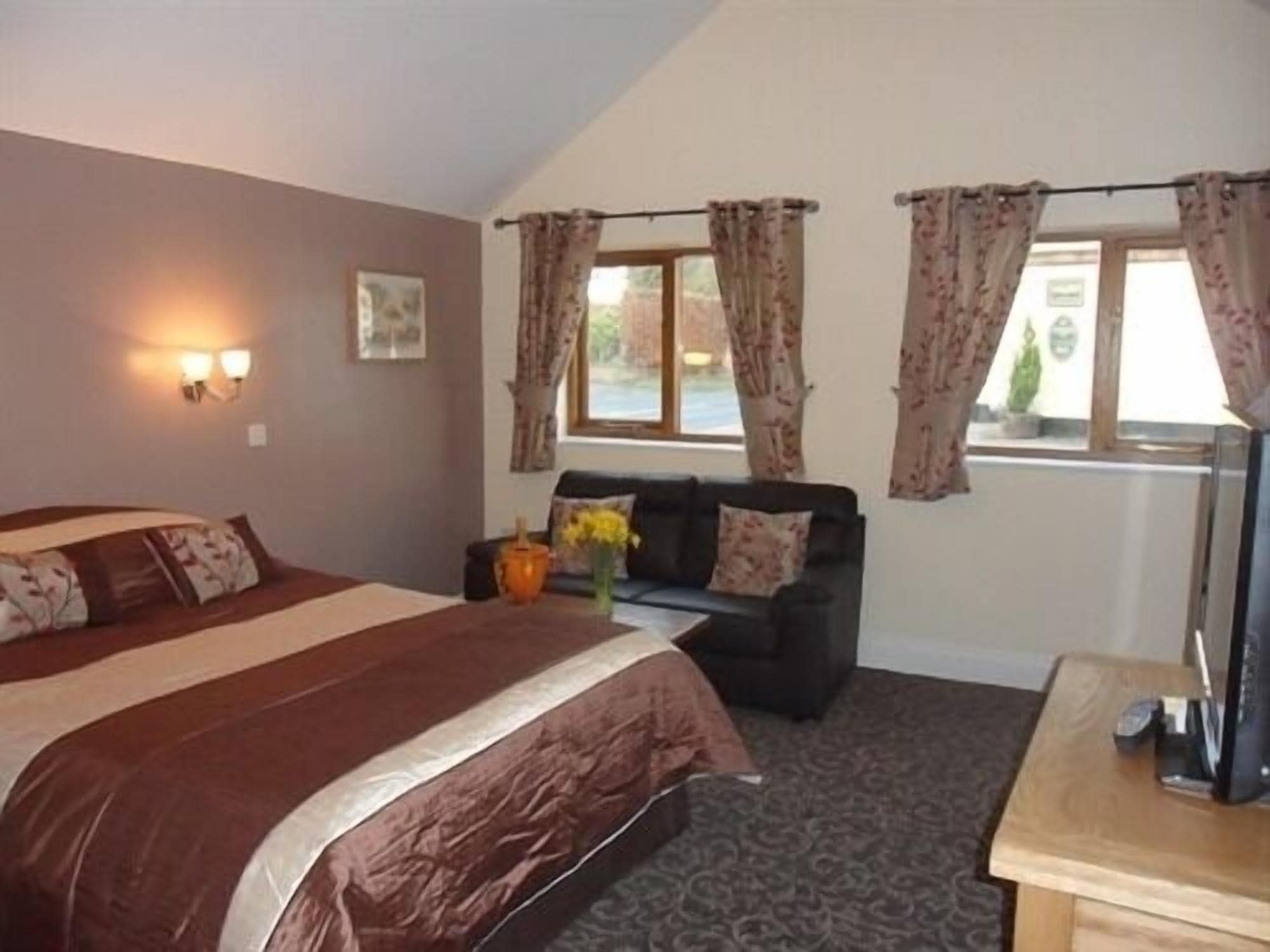 Room, King Bed