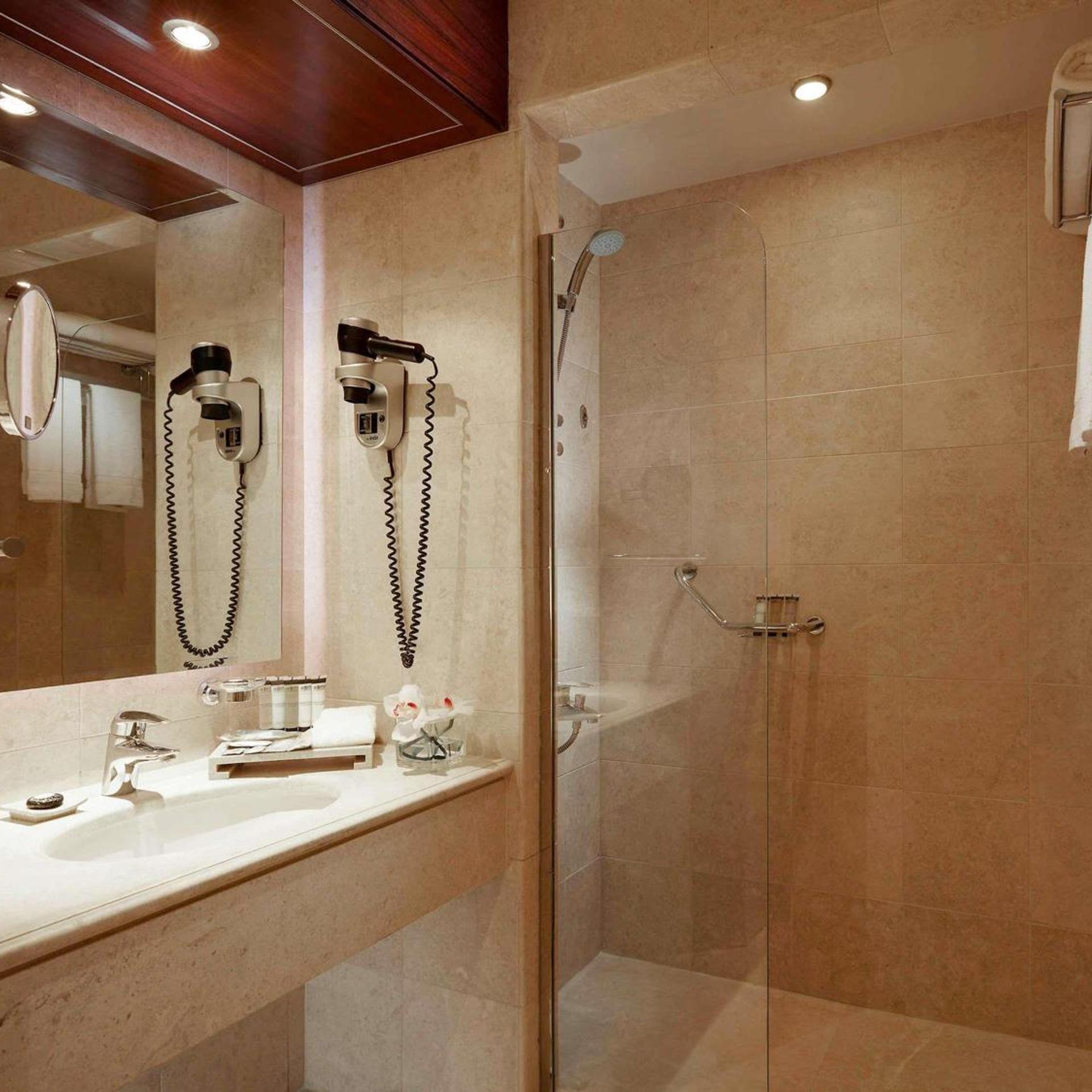 PULLMAN ZAMZAM MADINA