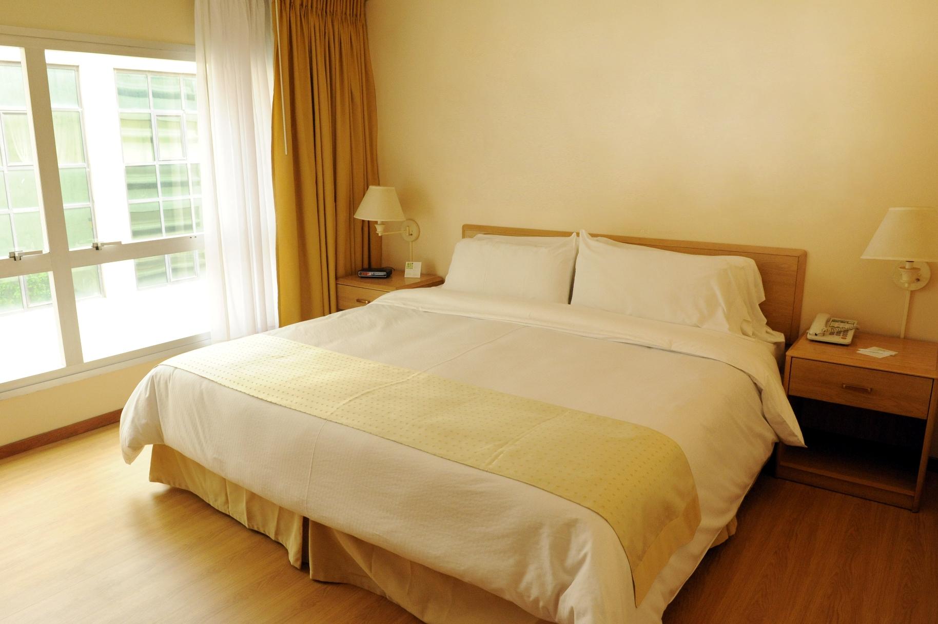 Room at Holiday Inn Montevideo, MONTEVIDEO