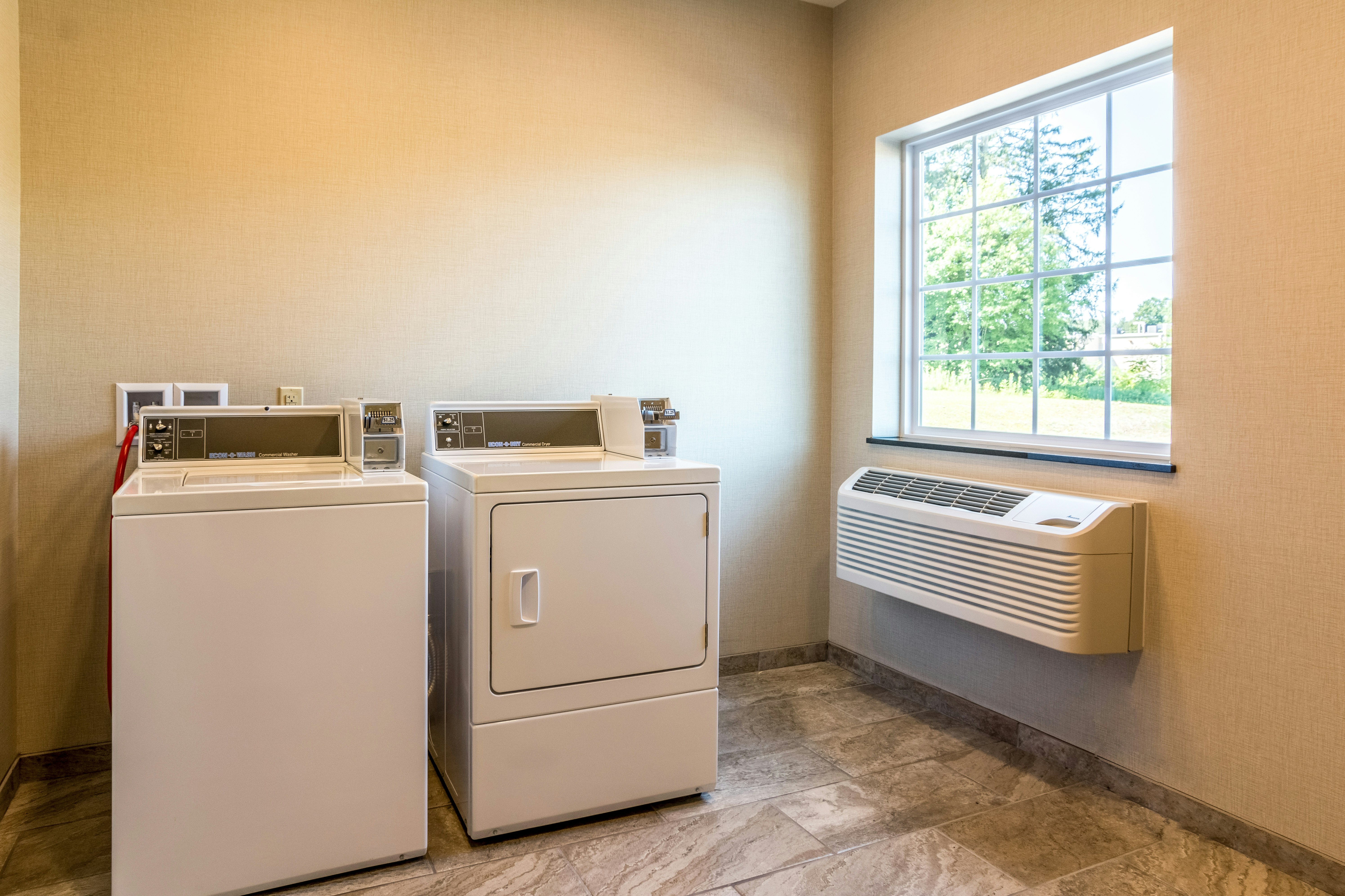 Cobblestone Hotel & Suites - Greenville 4/21