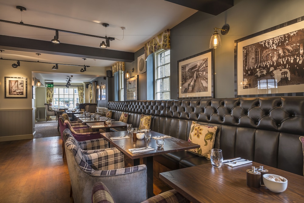 The Golden Lion 54/66