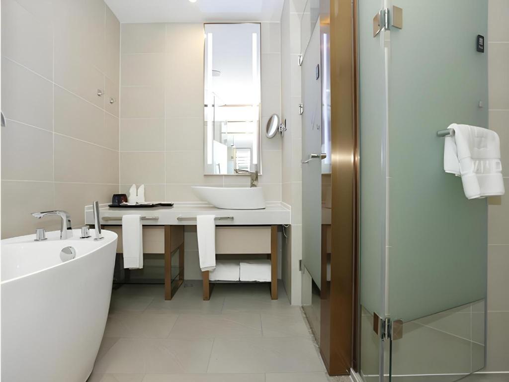 Lavande Hotel Lize Business District South Square Beijing West Railway Station 53/54