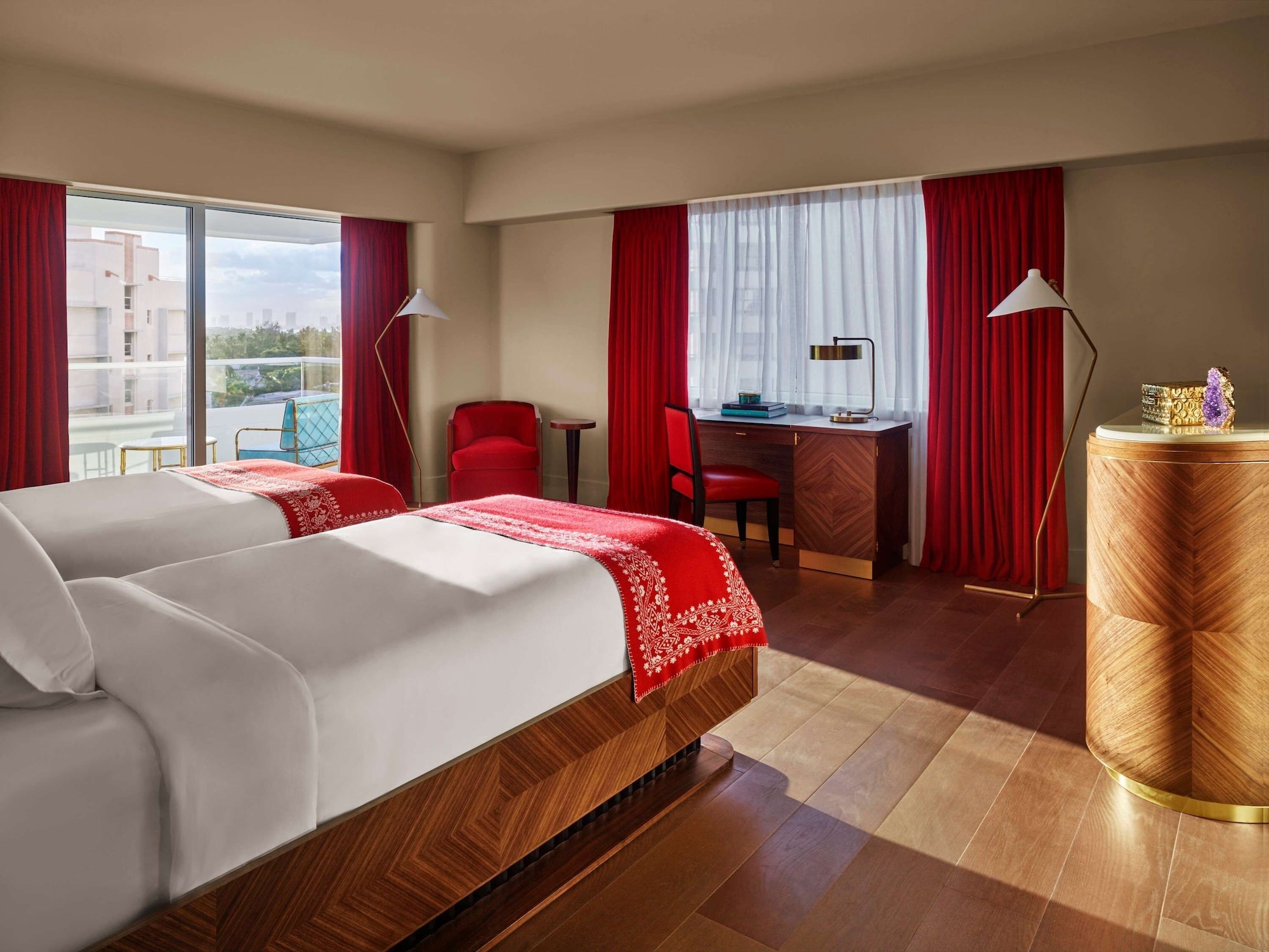 ROOM, TWIN BEDS, BAY VIEW