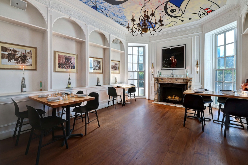 Tarrytown House Estate 33/50