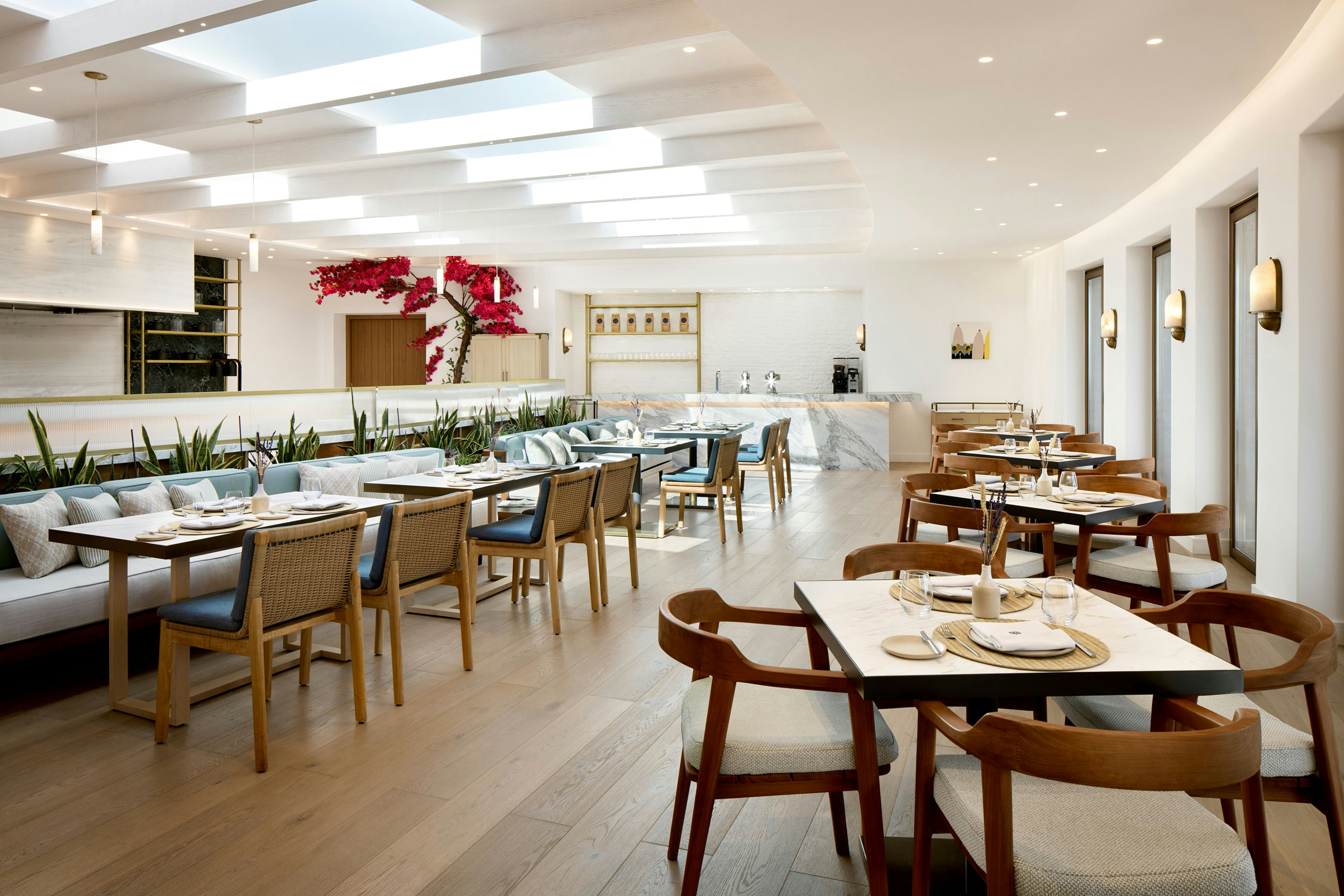 Sandblu Santorini, LXR Hotels & Resorts 23/37