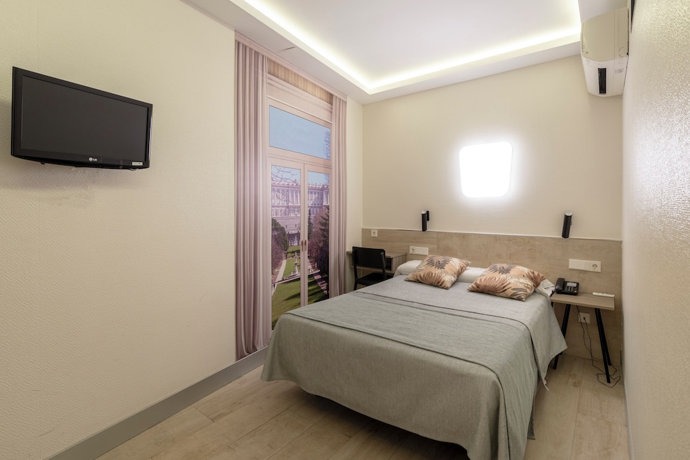 ECONOMY, DOUBLE BED