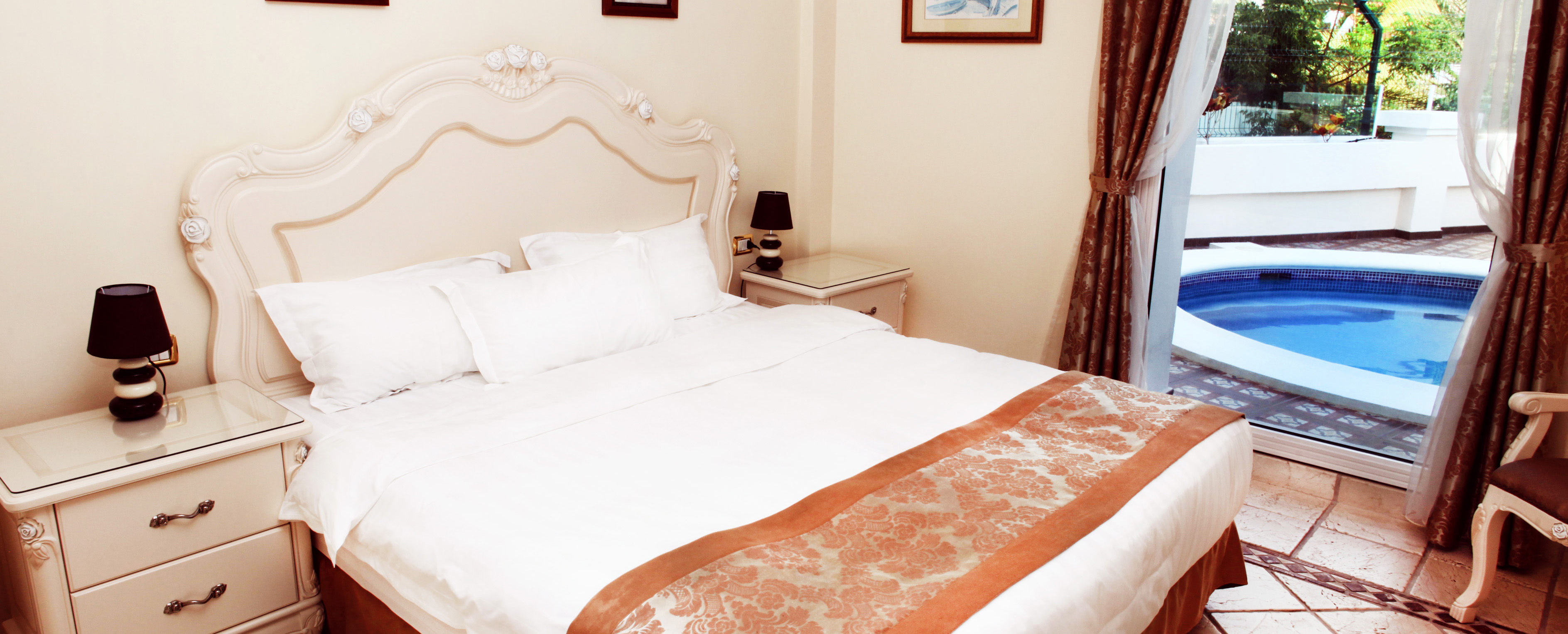 2 Bedrooms, Suite, Private Pool, Flamingo Suites 3/8