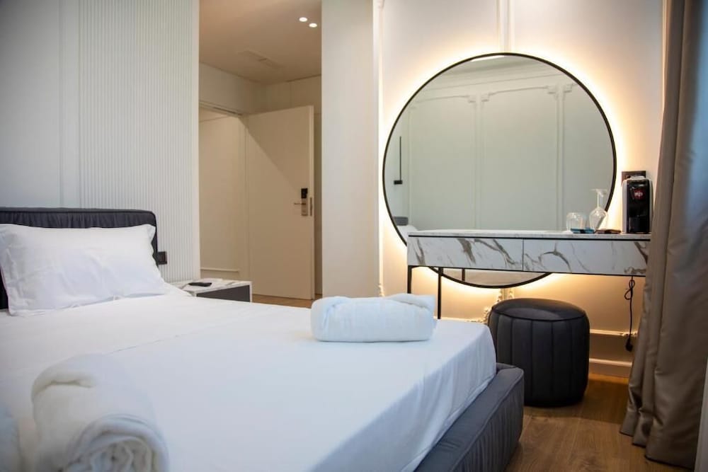 Hotel Adore 29/60