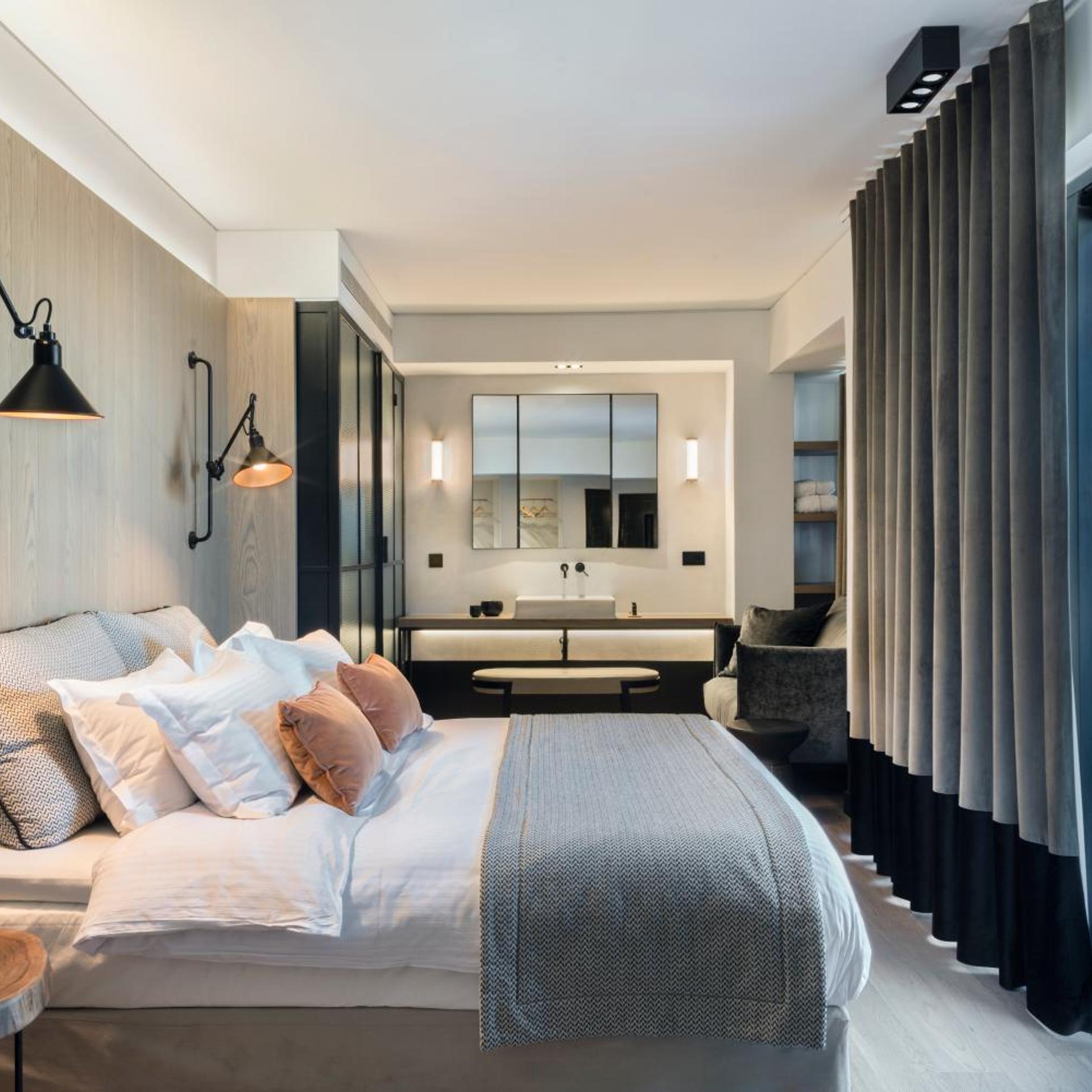 Loft, Acropolis View