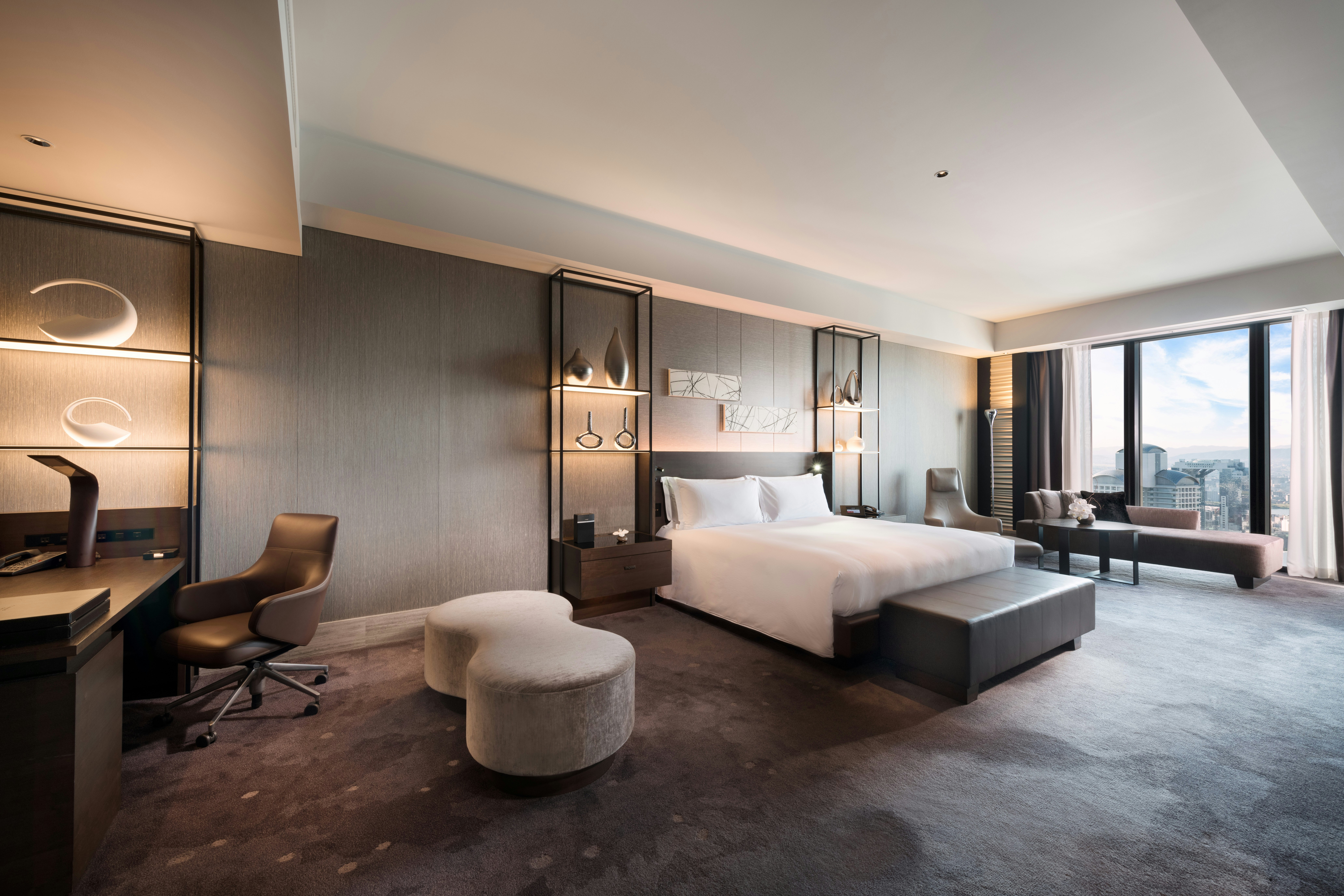 CONRAD, PENTHOUSE