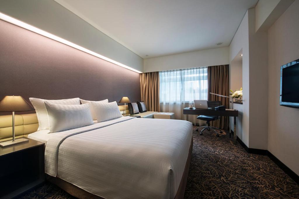 DELUXE, APARTMENT, KING BED