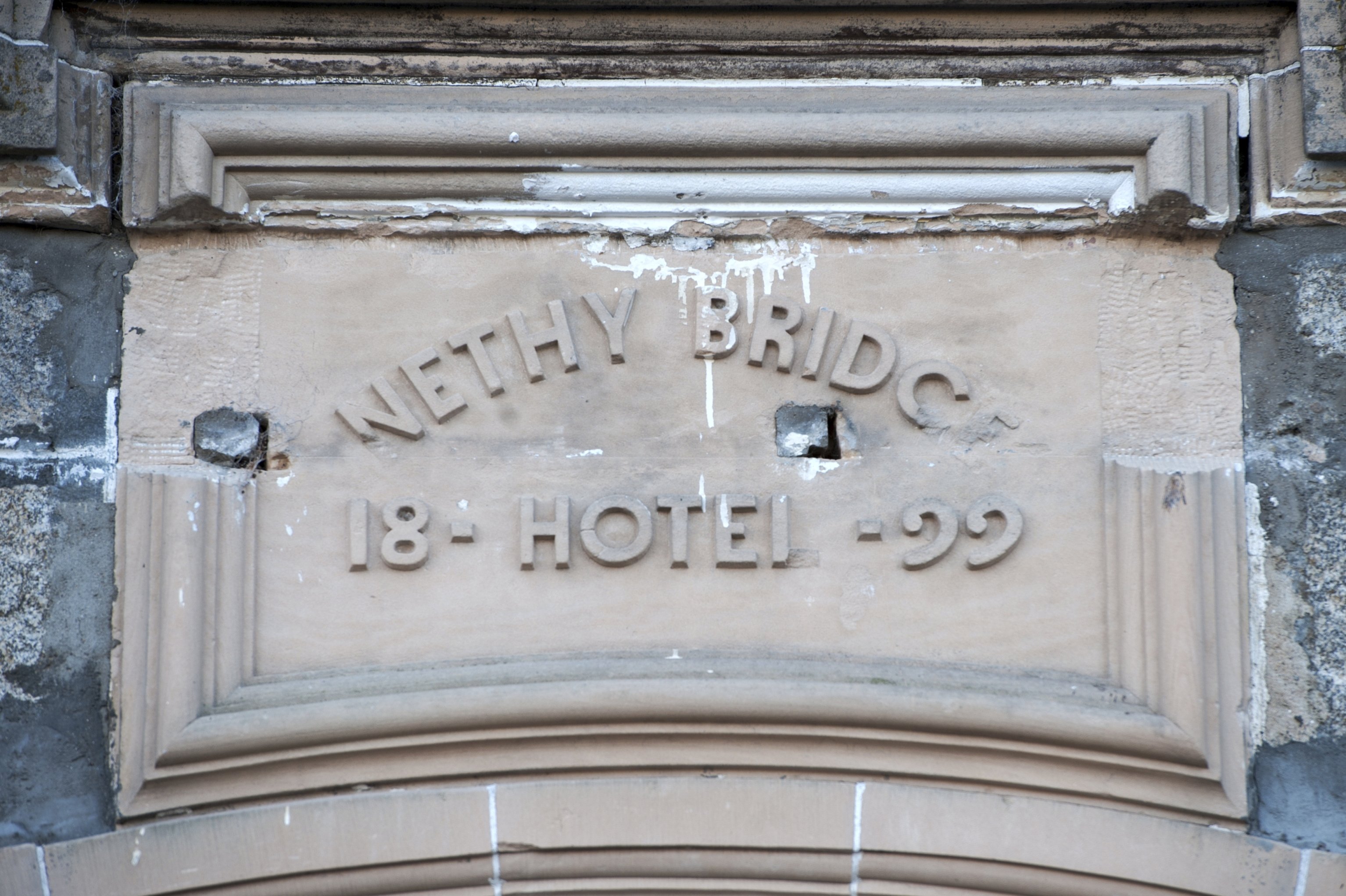 NETHYBRIDGE HOTEL 1/71