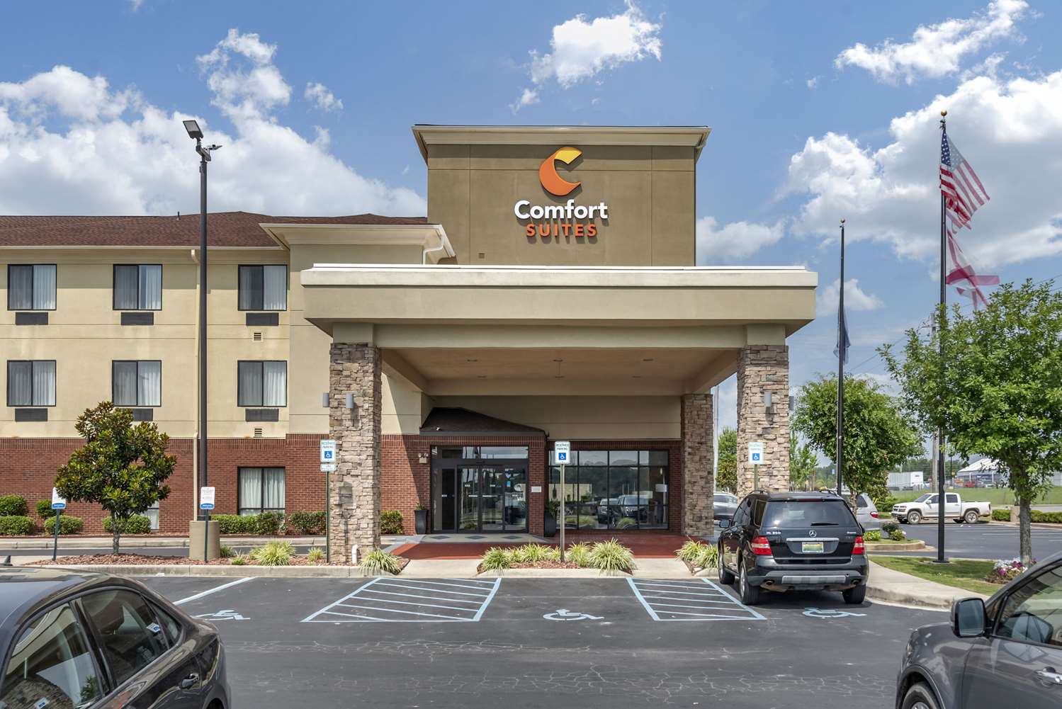 Comfort Suites Pell City near Logan Martin Lake 36/39