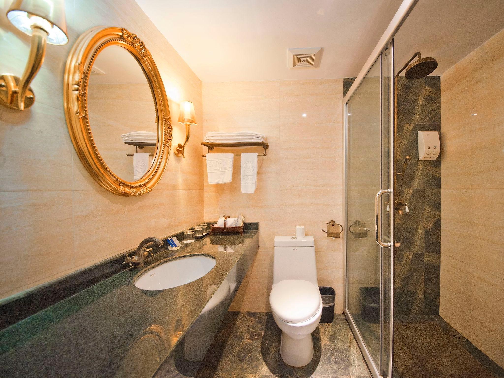 Sapphire Hotel Guilin 47/52