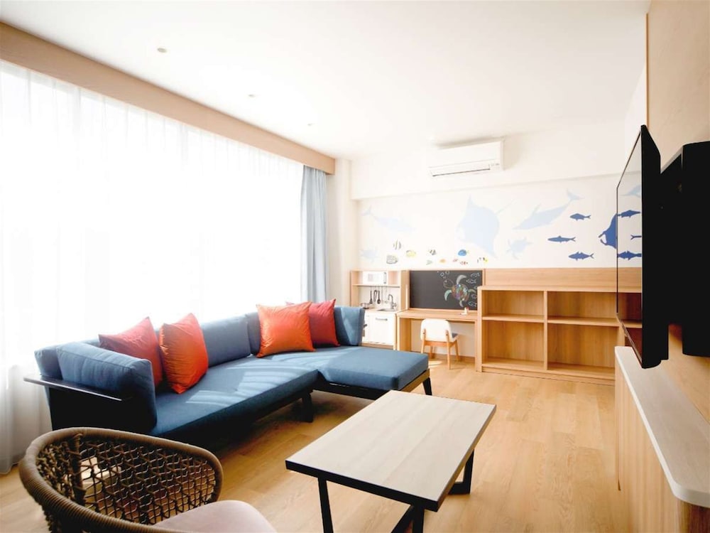 Hotel Breezebay Marina 57/71