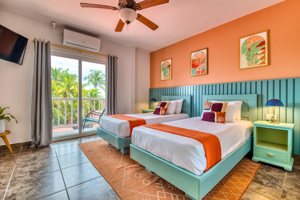 Bocas Paradise Hotel 19/50
