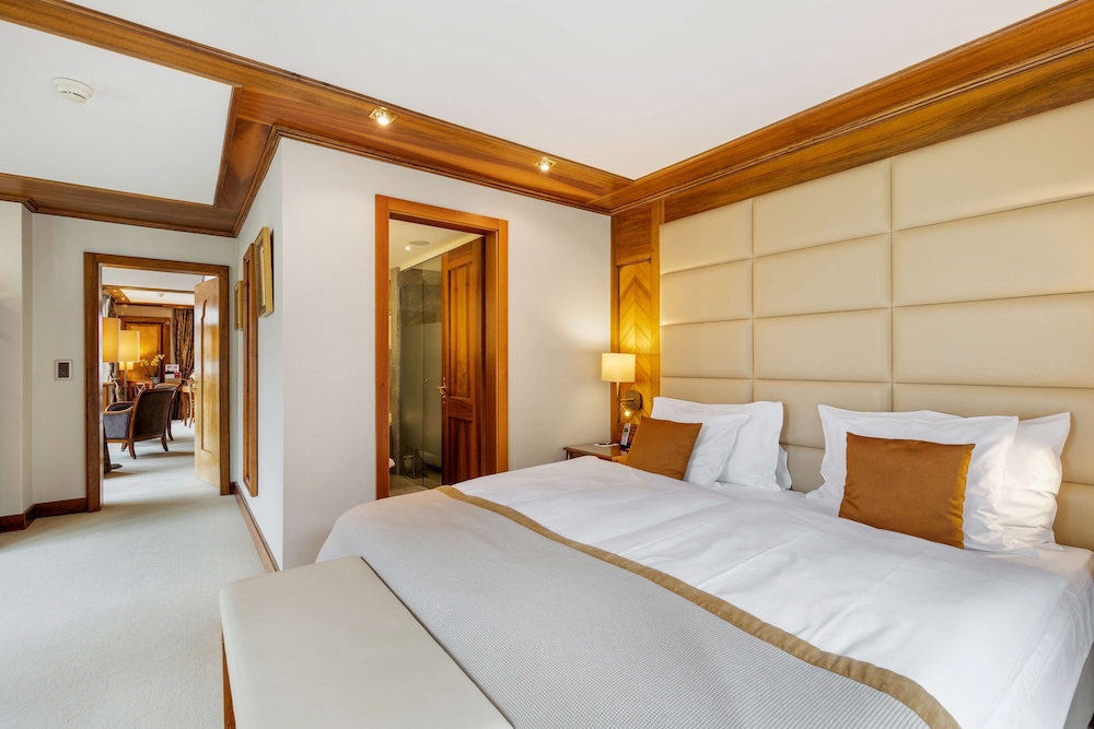 GRAND, SUITE, MOUNTAIN VIEW