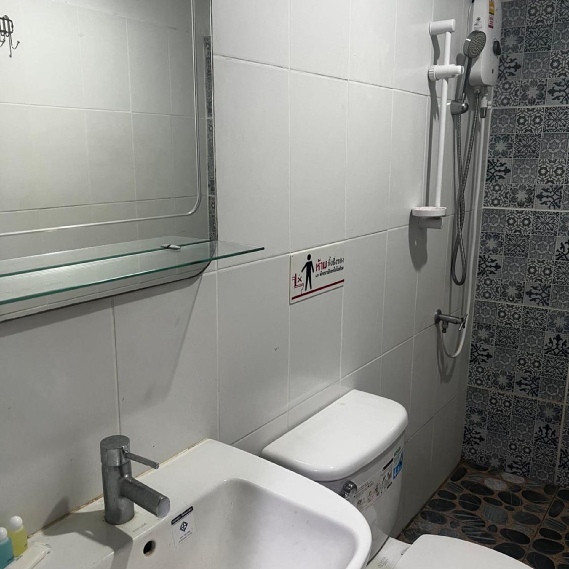 Apsara INN Pattaya, Thailand 55/57