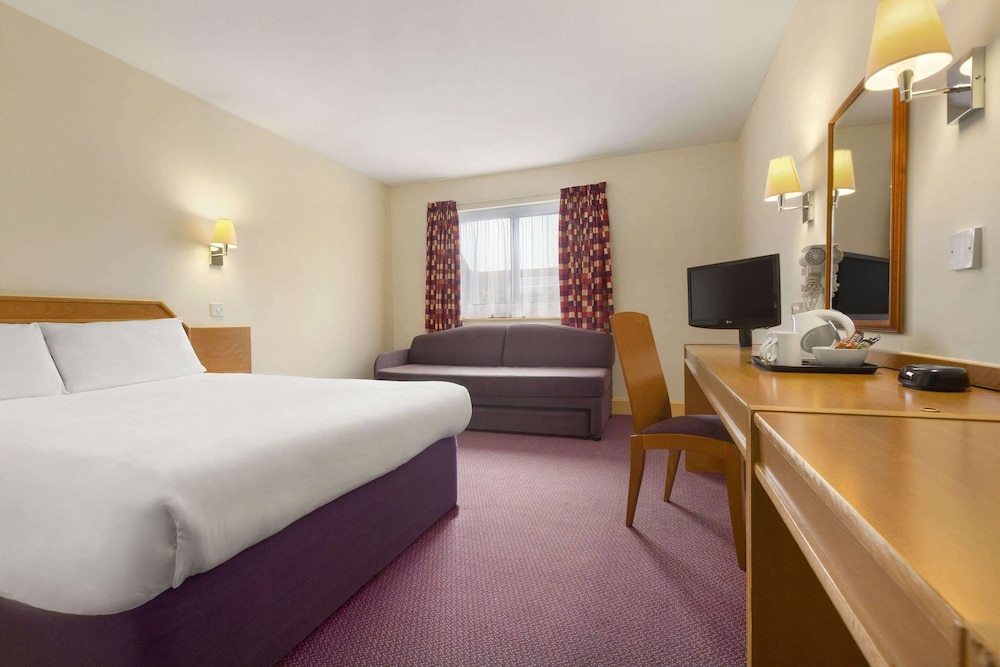 Days Inn by Wyndham Sevenoaks Clacket Lane 17/41