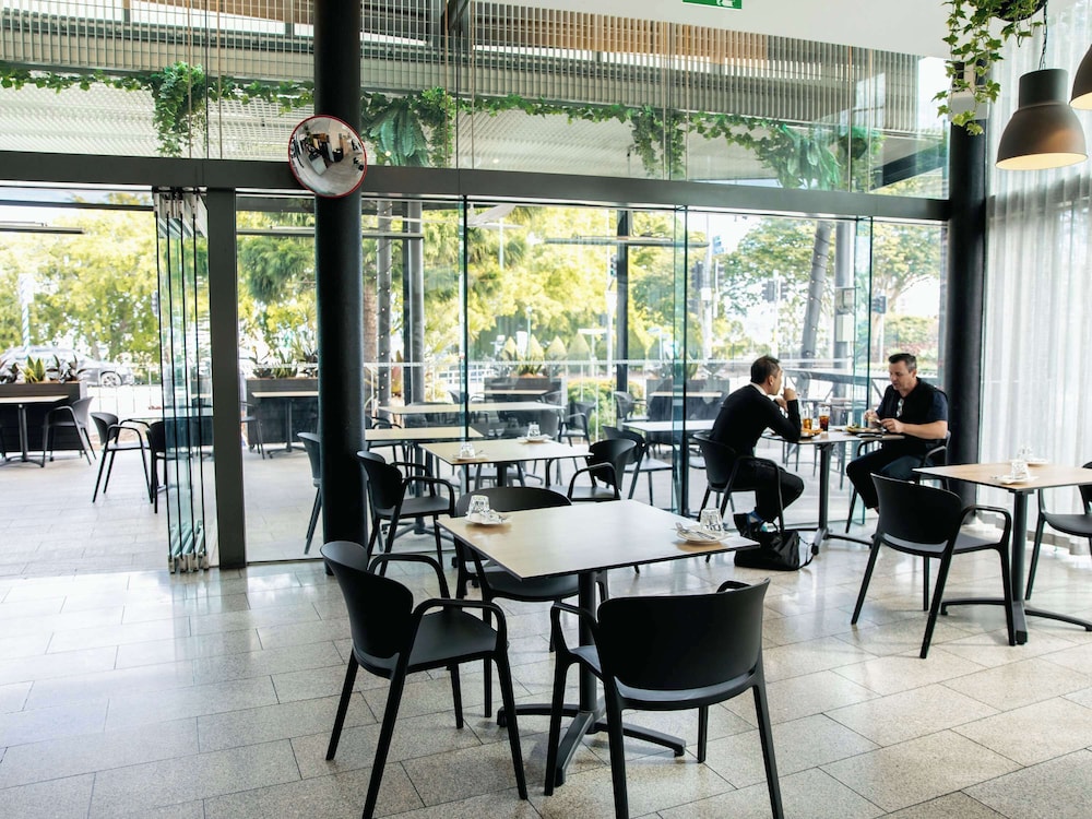 Mercure Brisbane Spring Hill 47/61