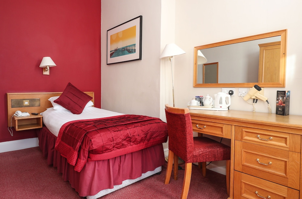 Royal Exeter Hotel 33/78