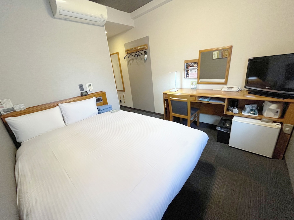 Route Inn Naha Asahibashi Eki Higashi 9/36