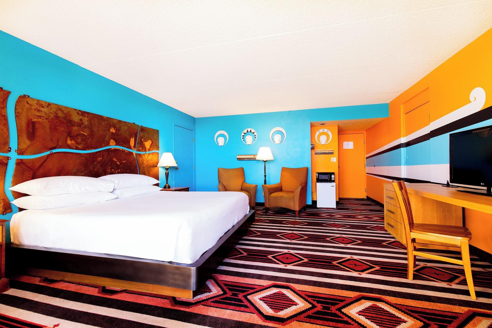 Artist, Junior Suite