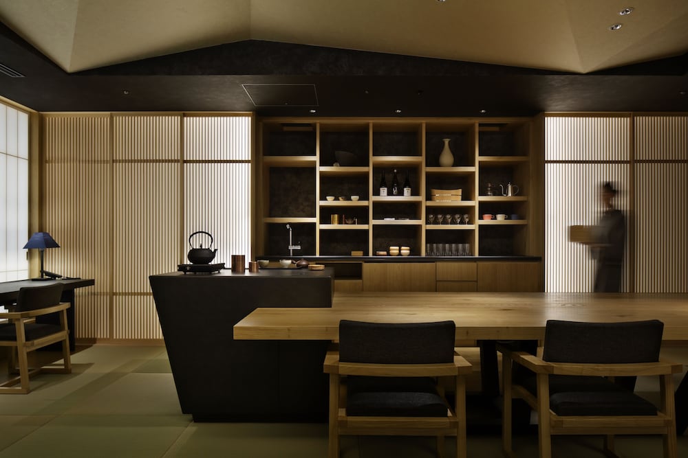 Hoshinoya Tokyo 36/49