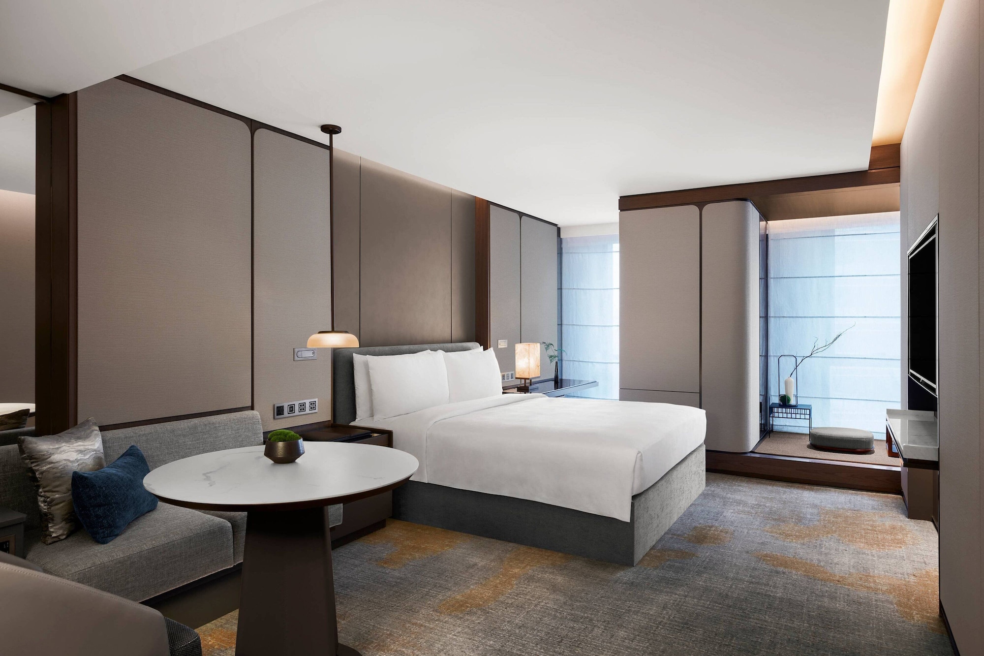 Room, King Bed