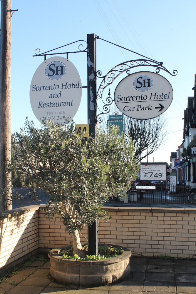 Sorrento Hotel 3/44