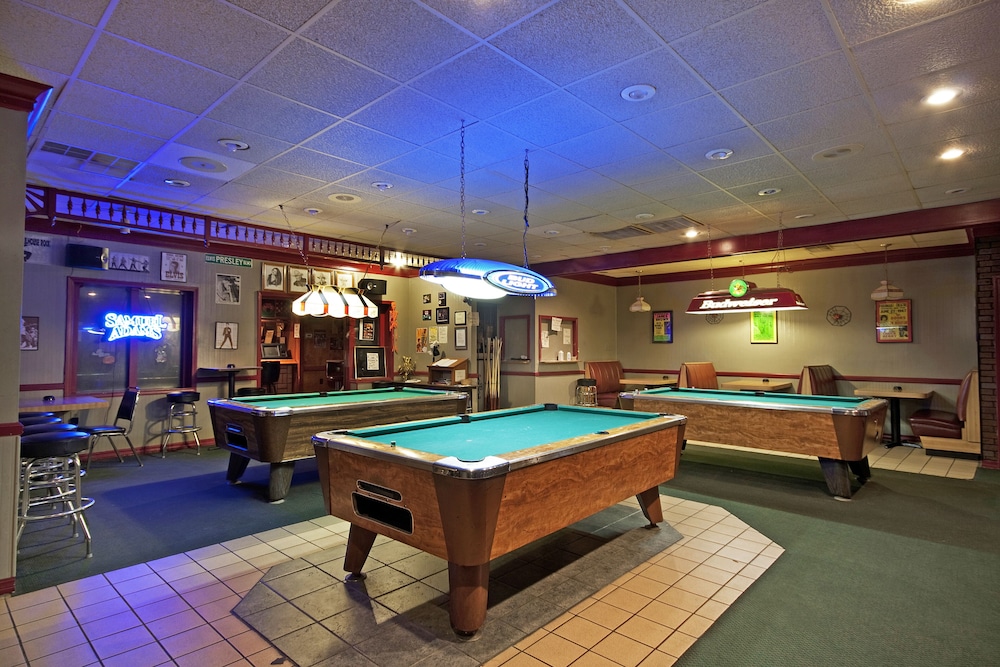 Rogers Inn 29/34