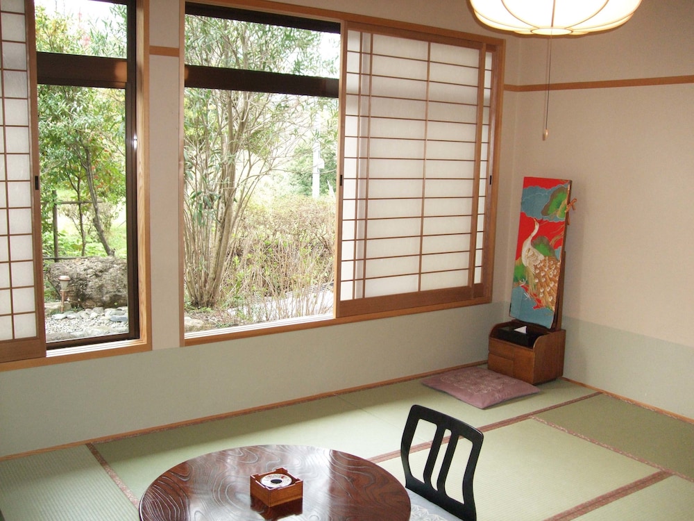 Nagomiyado Anjuann 37/50