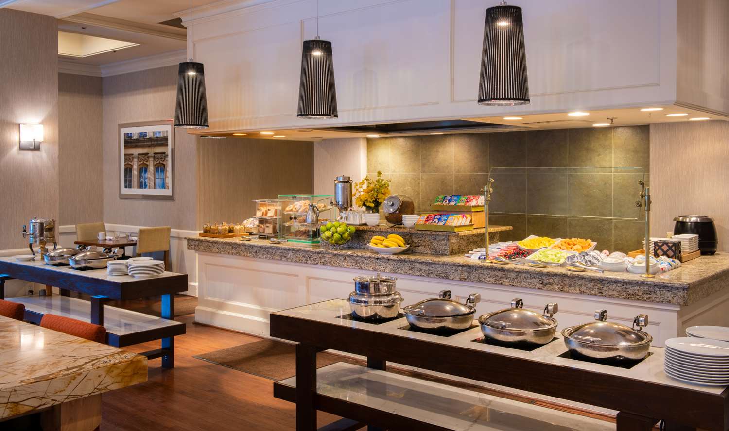 restaurant cafeteria