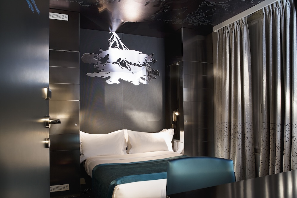 Hotel A La Villa Des Artistes 37/72