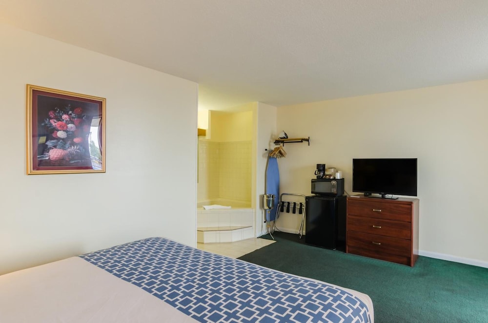 Alamo Inn Suites 39/61